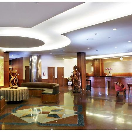 ג'קרטה Sanno Hotel מראה חיצוני תמונה