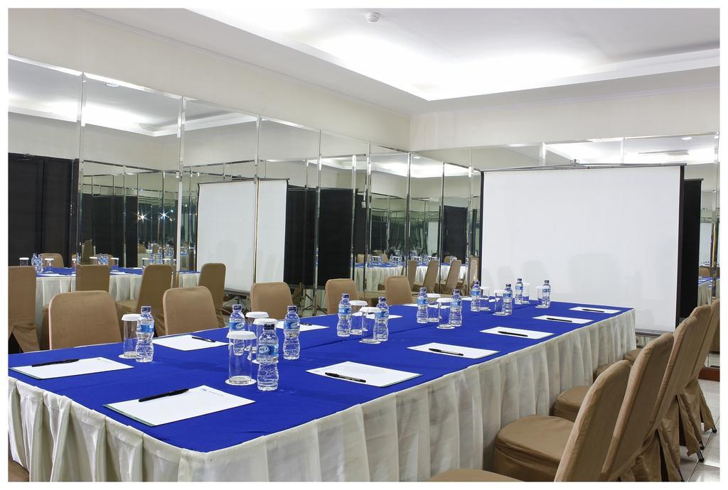 ג'קרטה Sanno Hotel מראה חיצוני תמונה